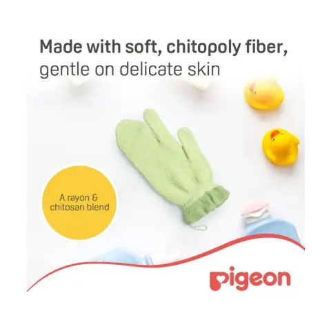 Pigeon Baby Bath Mitten for Gentle Skin Cleansing thumbnail 3